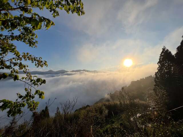 山景及夕陽